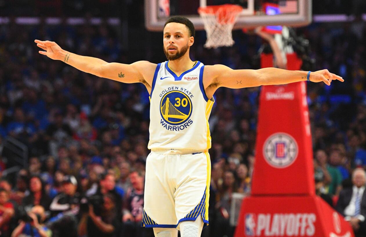 氛围中透露 氛围中透露