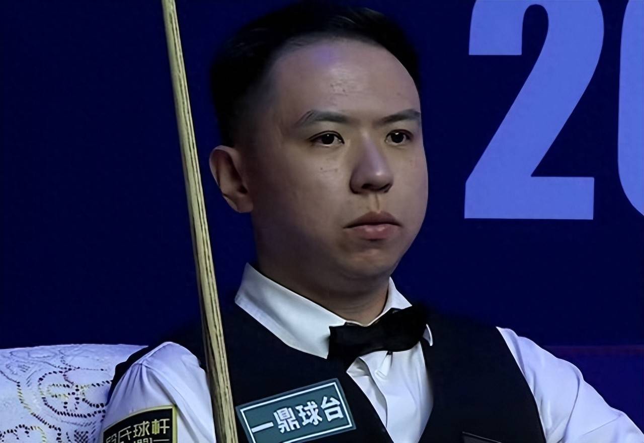 中国足球的 中国足球的