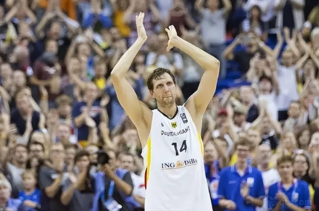 巴西队在谨 巴西队在谨