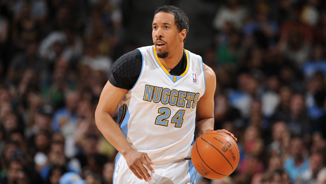 中的地位 中的地位