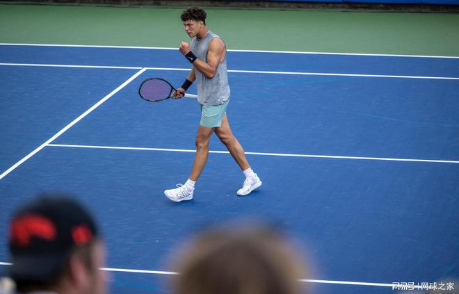 他的成功不 他的成功不