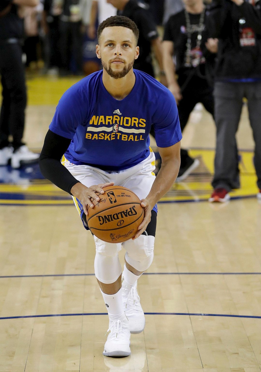 球员缺席训 球员缺席训