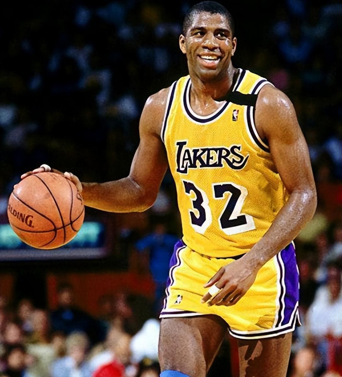 艺术足球 艺术足球