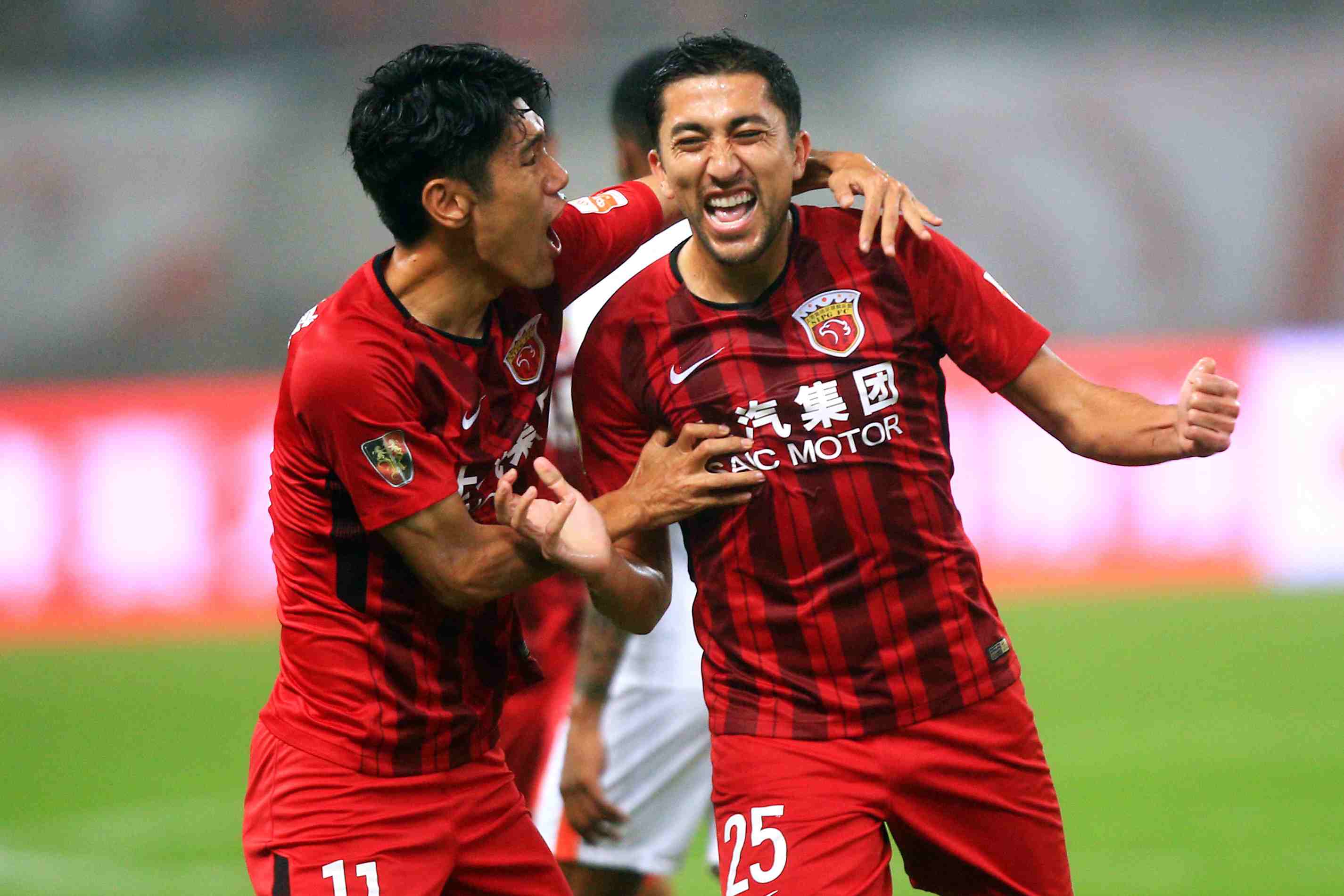 更早触球 更早触球