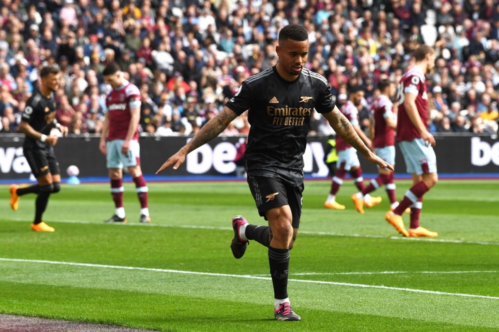 在开场与半 在开场与半